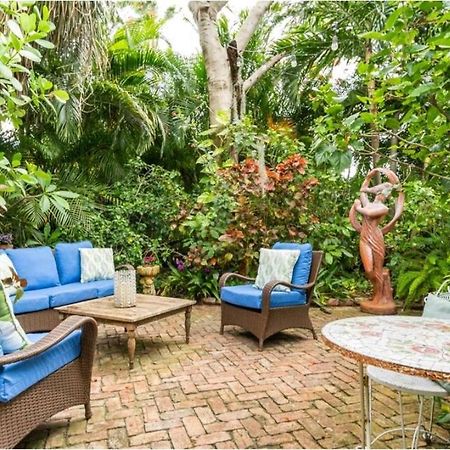 Chateau Gardens Hotell Lake Worth Beach Eksteriør bilde
